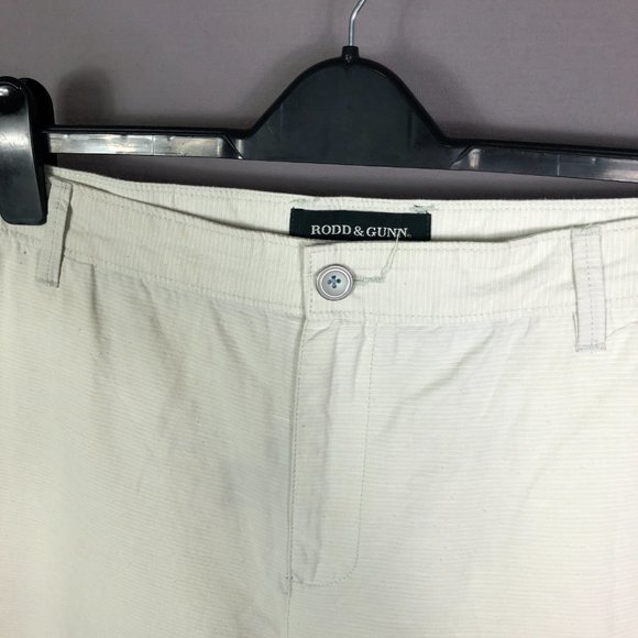 Rodd & Gunn Mens White Custom Fit Cotton Blend Shorts Size 40W - Picture 2 of 9